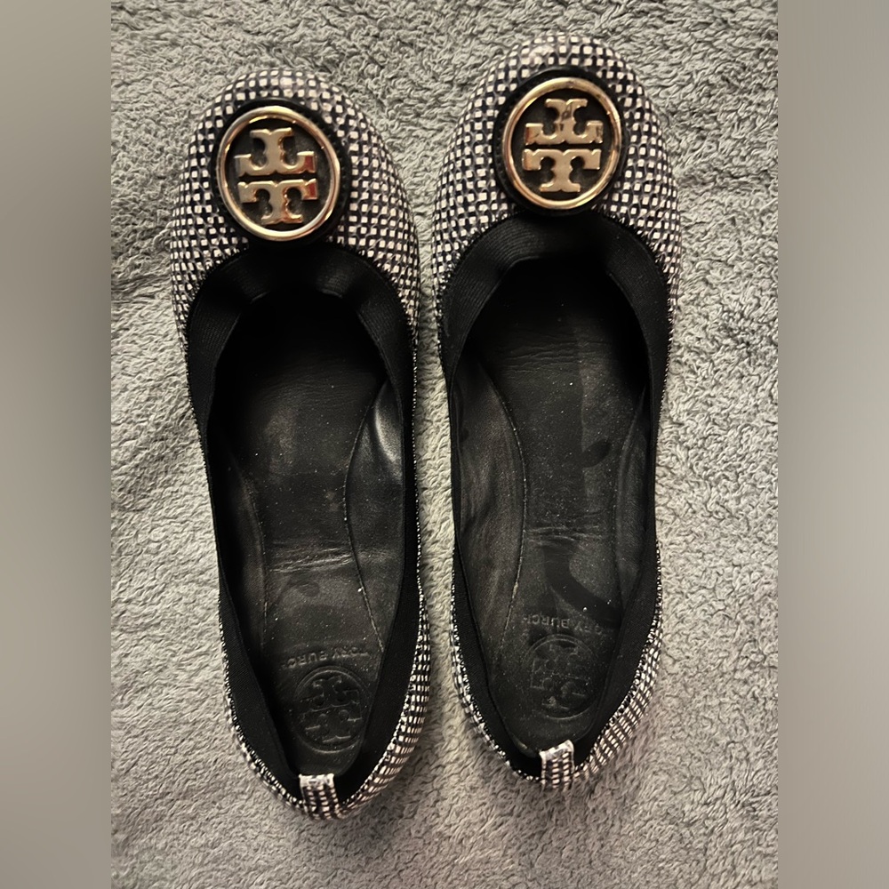 Women’s Tory Burch flats size 8.5